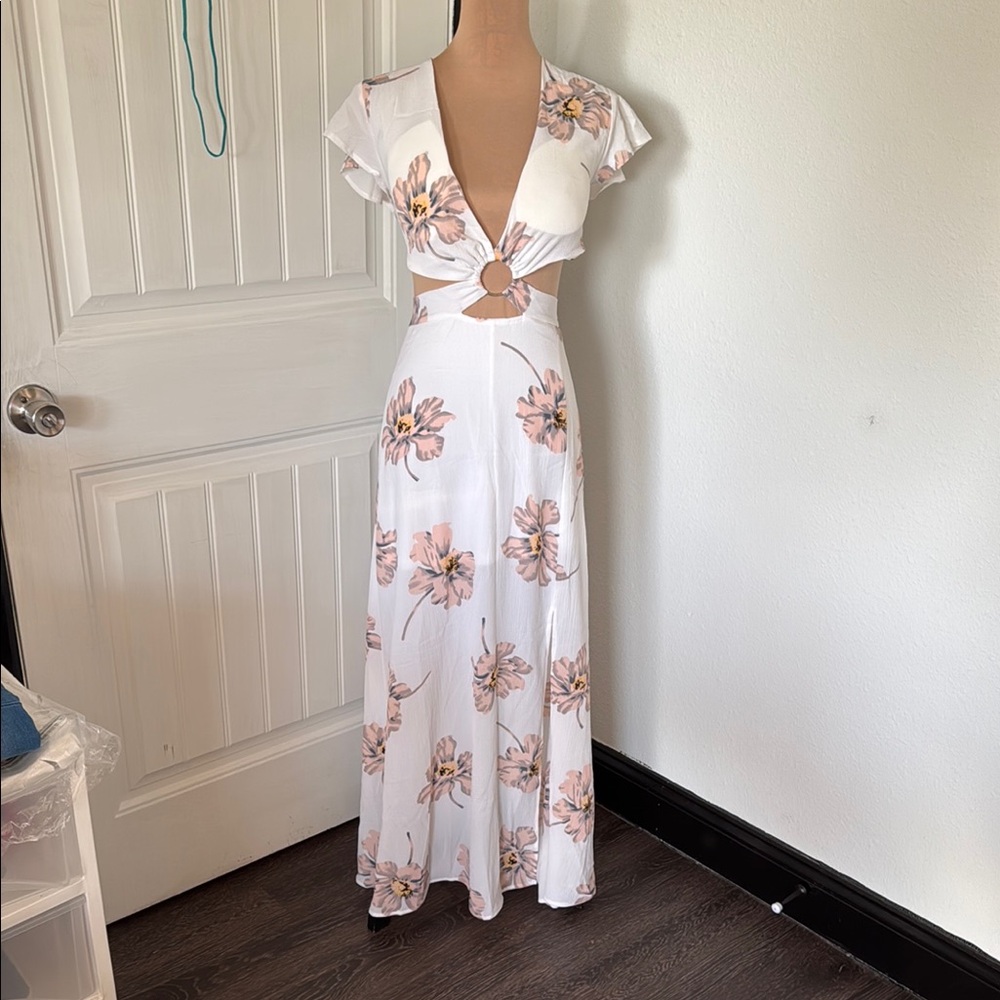 NWT Floral Cut-Out Maxi Dress - White and Pink
